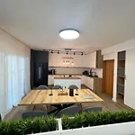 Vila Family House Freeдом *