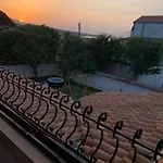 Family House Freeдом Vila *