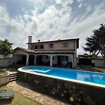 Family House Freeдом Vila *
