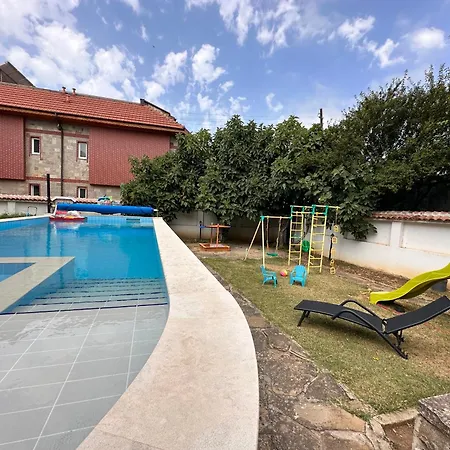 Family House Freeдом Villa